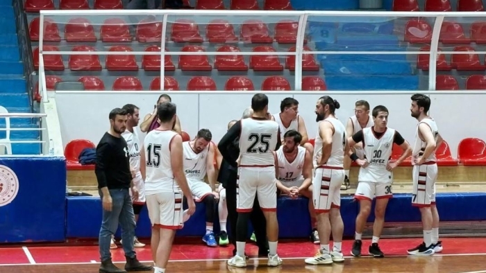 Körfez Gençlerbirliği play-in maçlarına katılma hakkı kazandı